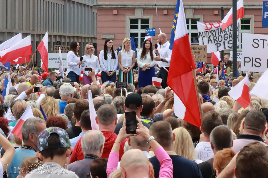 Fotorelacja: Wiec Donalda Tuska we Wrocławiu.