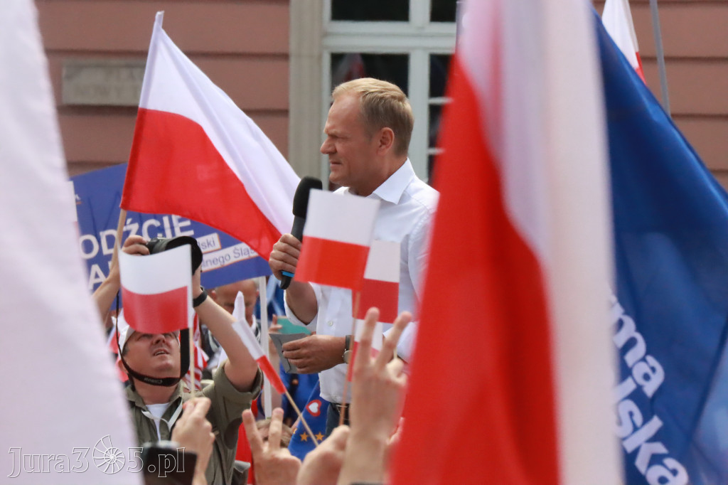 Fotorelacja: Wiec Donalda Tuska we Wrocławiu.