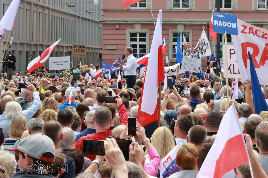 Fotorelacja: Wiec Donalda Tuska we Wrocławiu.