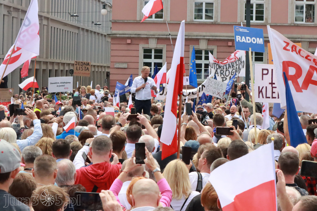 Fotorelacja: Wiec Donalda Tuska we Wrocławiu.