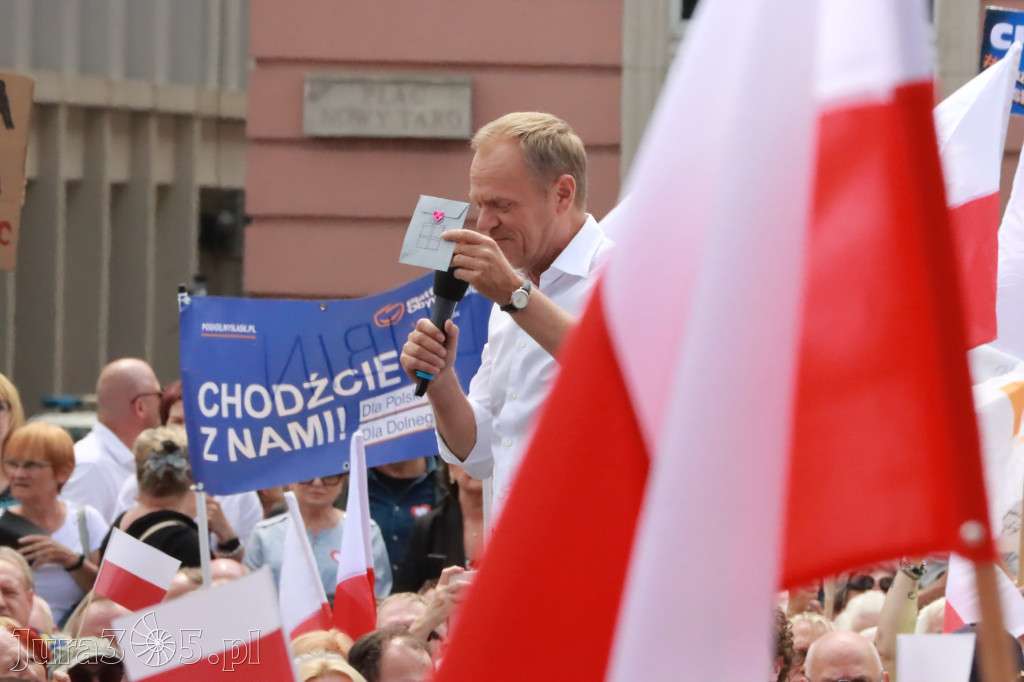 Fotorelacja: Wiec Donalda Tuska we Wrocławiu.