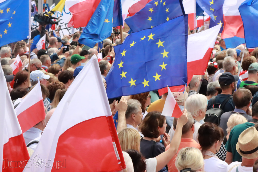 Fotorelacja: Wiec Donalda Tuska we Wrocławiu.
