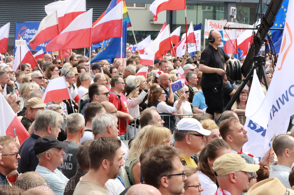 Fotorelacja: Wiec Donalda Tuska we Wrocławiu.