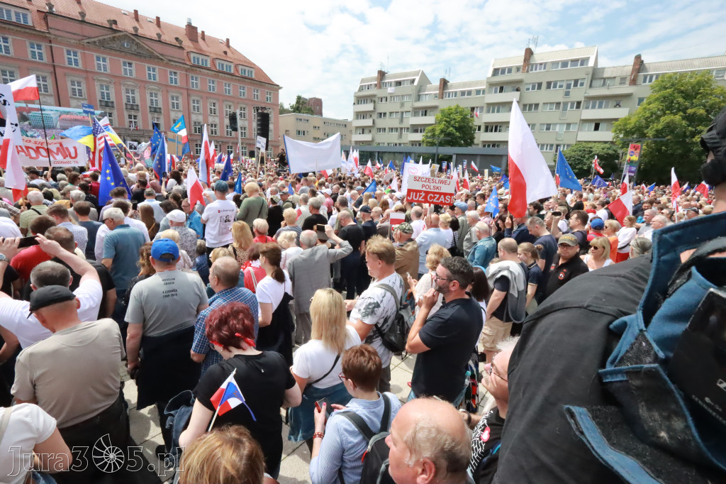 Fotorelacja: Wiec Donalda Tuska we Wrocławiu.