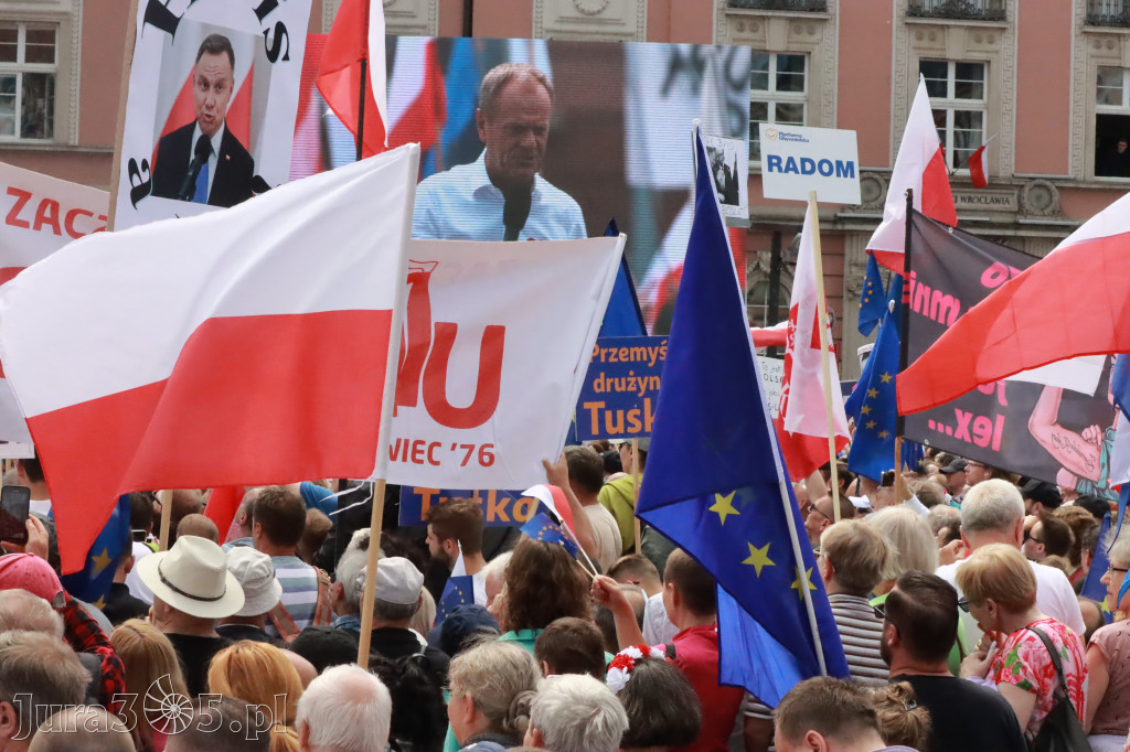 Fotorelacja: Wiec Donalda Tuska we Wrocławiu.