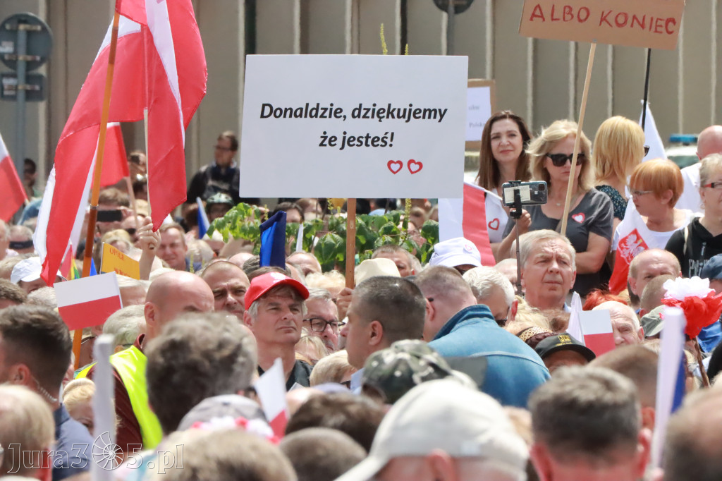 Fotorelacja: Wiec Donalda Tuska we Wrocławiu.