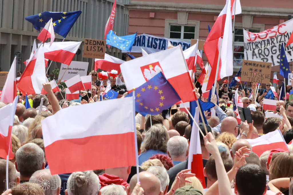 Fotorelacja: Wiec Donalda Tuska we Wrocławiu.