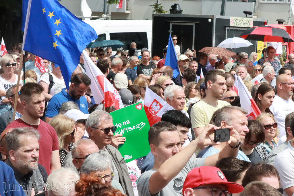 Fotorelacja: Wiec Donalda Tuska we Wrocławiu.