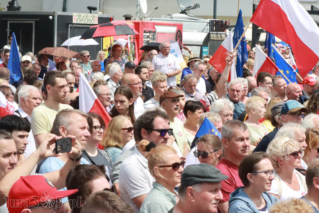 Fotorelacja: Wiec Donalda Tuska we Wrocławiu.