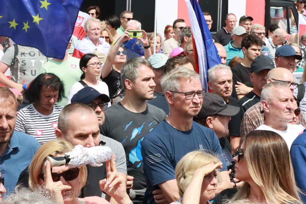 Fotorelacja: Wiec Donalda Tuska we Wrocławiu.