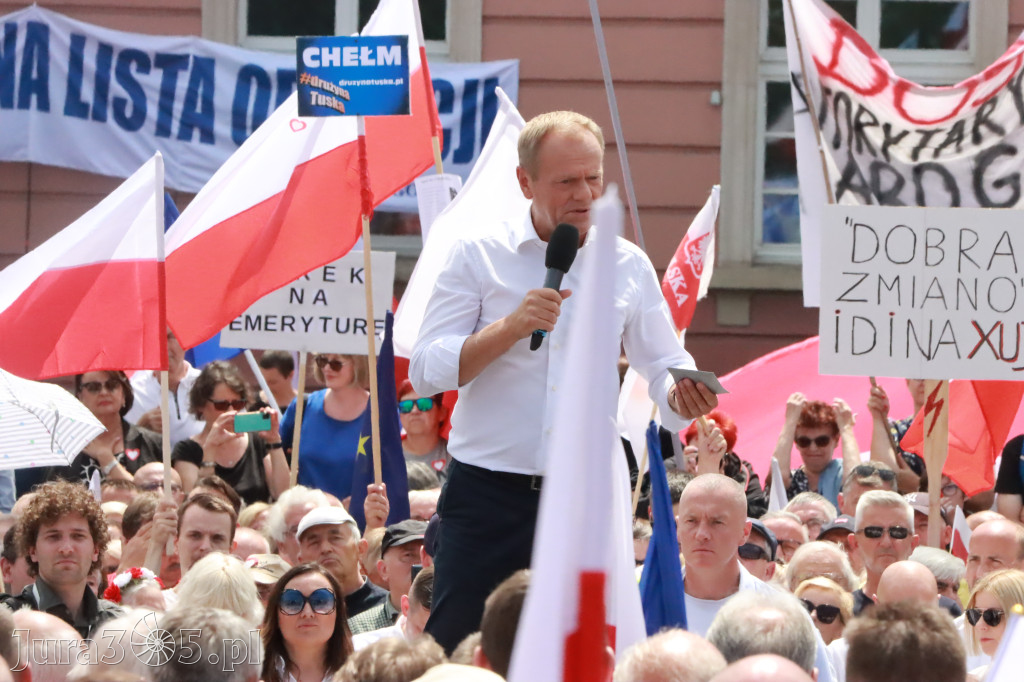 Fotorelacja: Wiec Donalda Tuska we Wrocławiu.