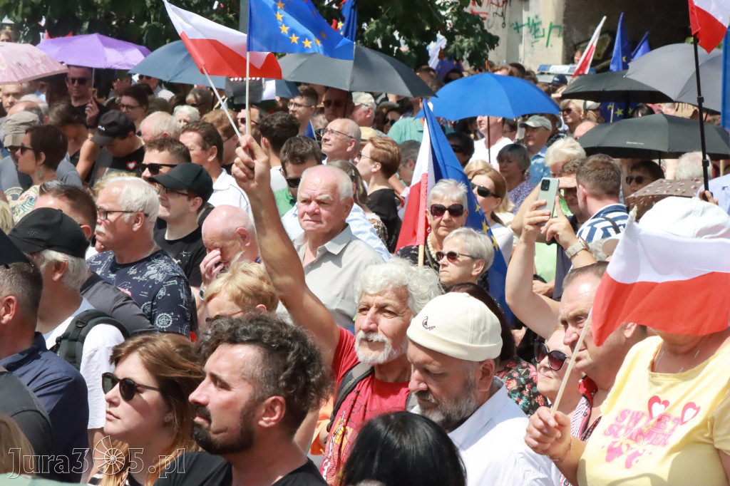 Fotorelacja: Wiec Donalda Tuska we Wrocławiu.