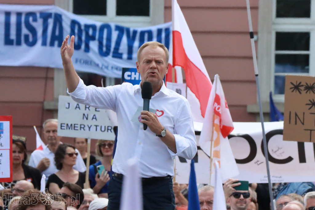 Fotorelacja: Wiec Donalda Tuska we Wrocławiu.