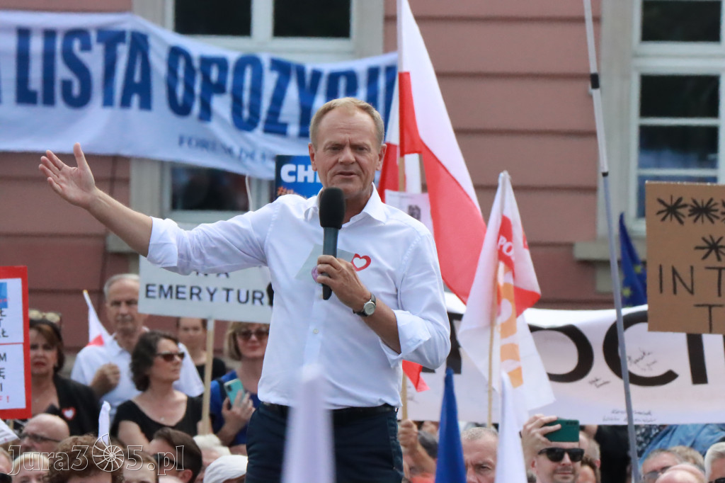 Fotorelacja: Wiec Donalda Tuska we Wrocławiu.