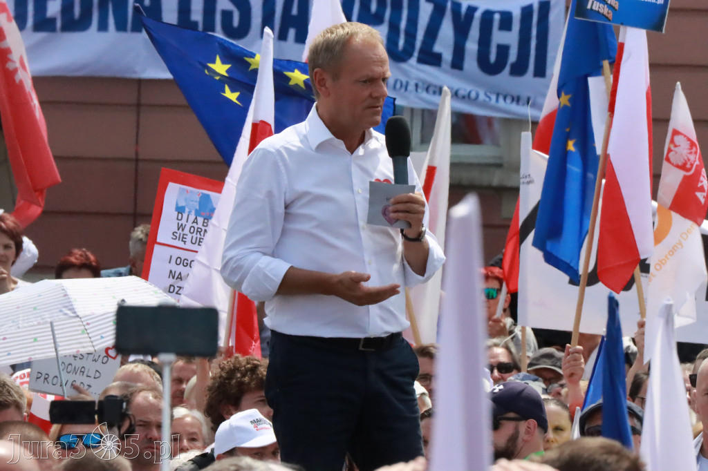Fotorelacja: Wiec Donalda Tuska we Wrocławiu.