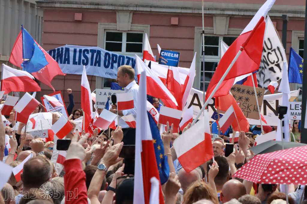 Fotorelacja: Wiec Donalda Tuska we Wrocławiu.