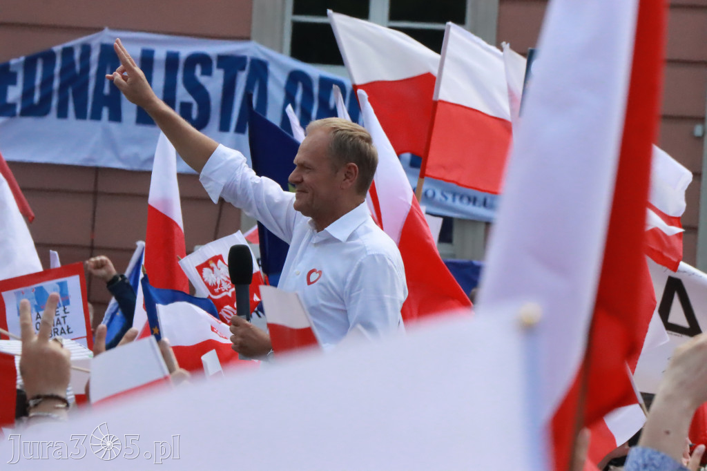 Fotorelacja: Wiec Donalda Tuska we Wrocławiu.