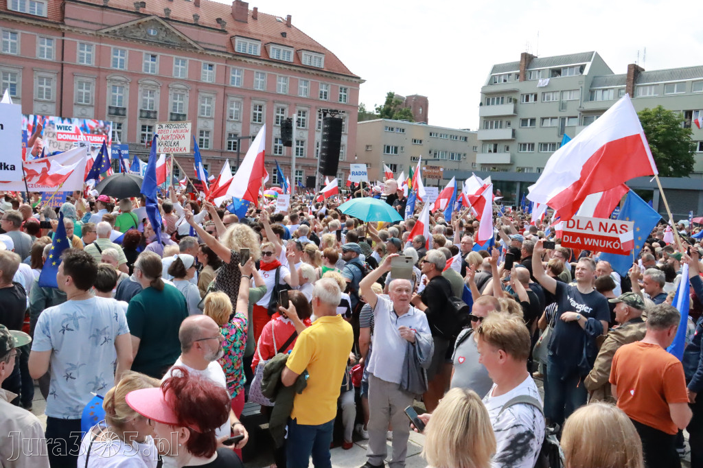 Fotorelacja: Wiec Donalda Tuska we Wrocławiu.
