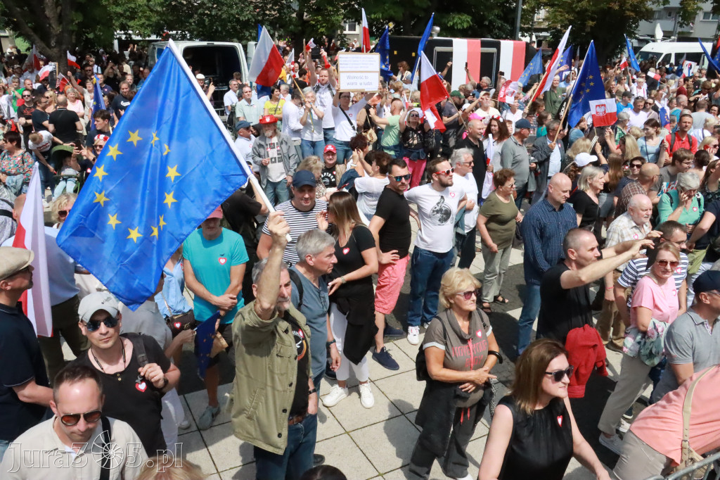 Fotorelacja: Wiec Donalda Tuska we Wrocławiu.