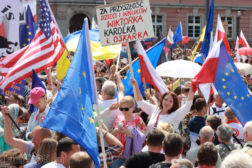 Fotorelacja: Wiec Donalda Tuska we Wrocławiu.
