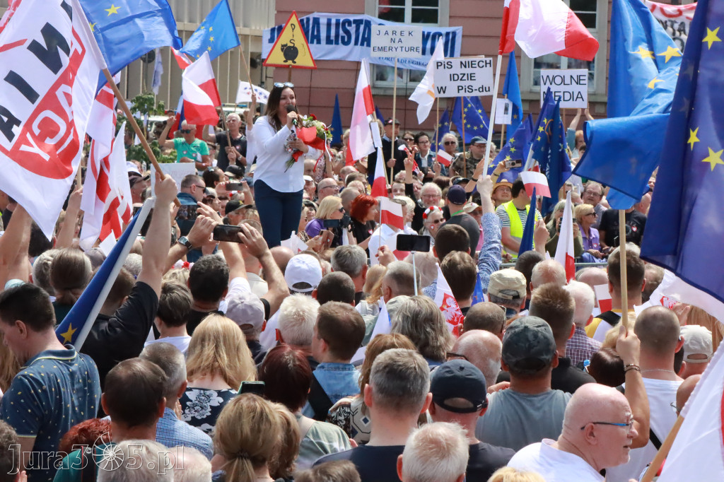Fotorelacja: Wiec Donalda Tuska we Wrocławiu.