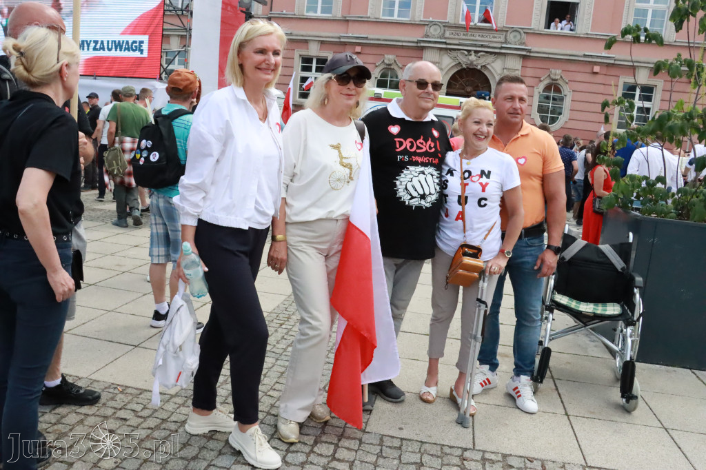 Fotorelacja: Wiec Donalda Tuska we Wrocławiu.