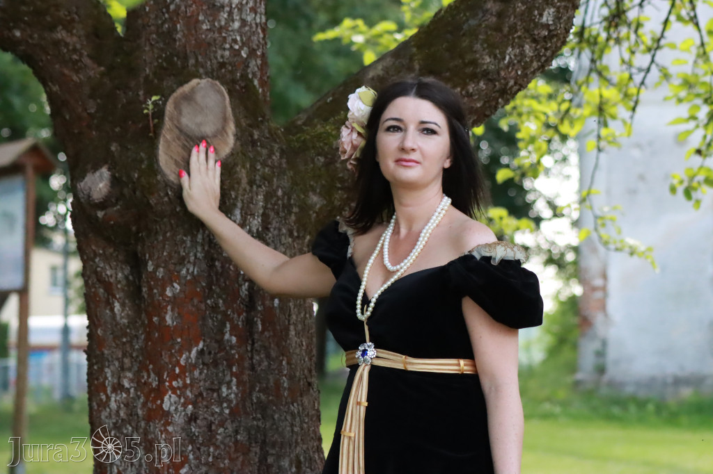 Fotorelacja: Pokaz Mody Historycznej - Włodowice.