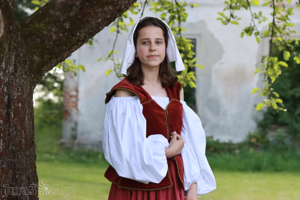 Fotorelacja: Pokaz Mody Historycznej - Włodowice.