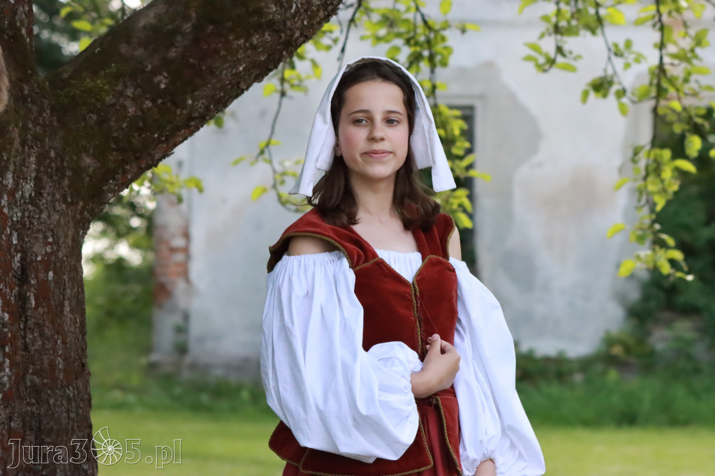 Fotorelacja: Pokaz Mody Historycznej - Włodowice.