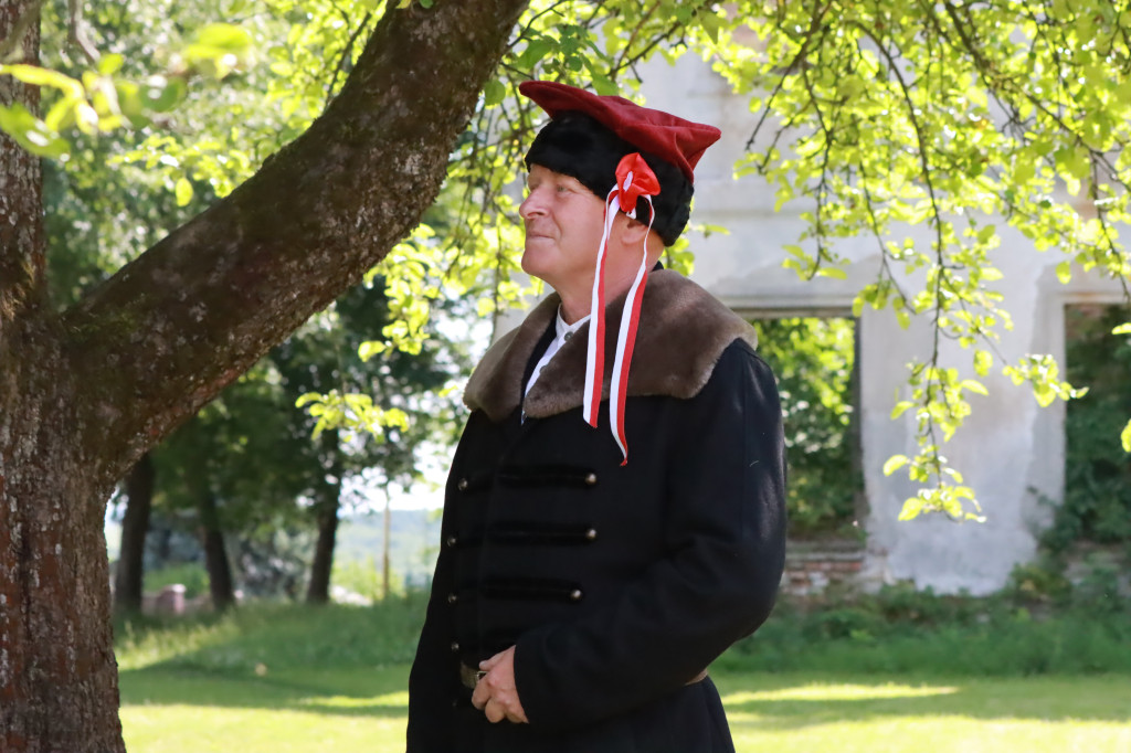 Fotorelacja: Pokaz Mody Historycznej - Włodowice.