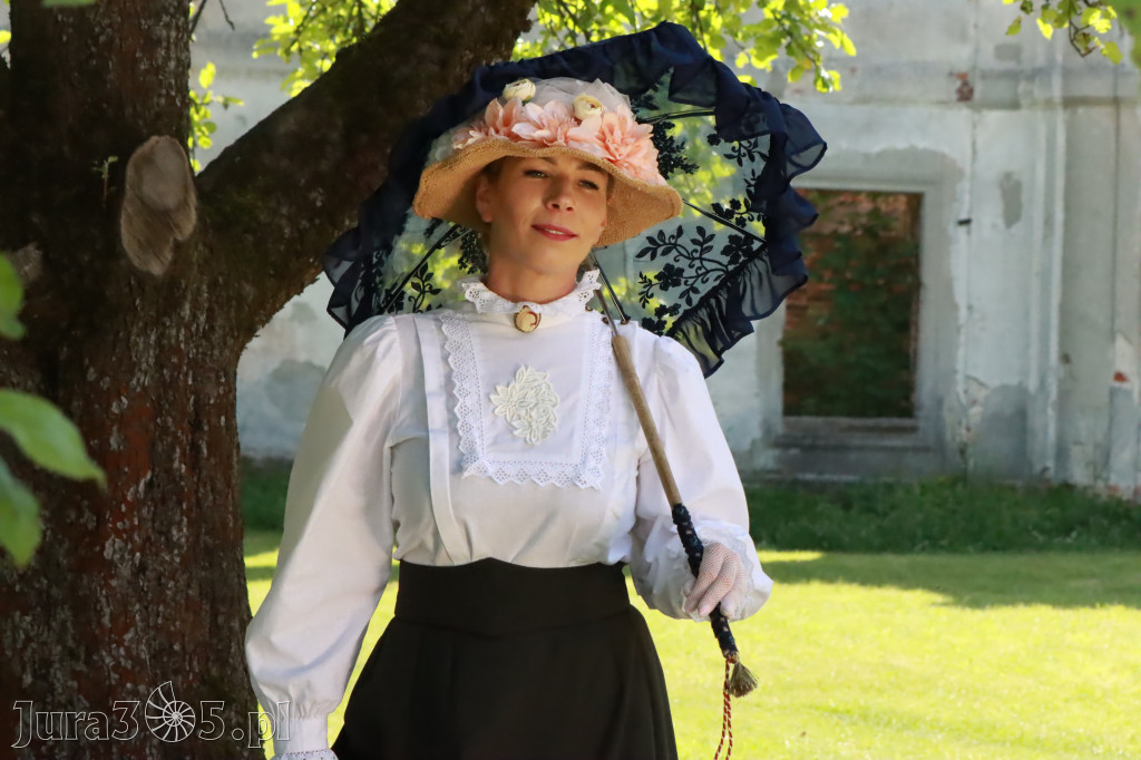 Fotorelacja: Pokaz Mody Historycznej - Włodowice.