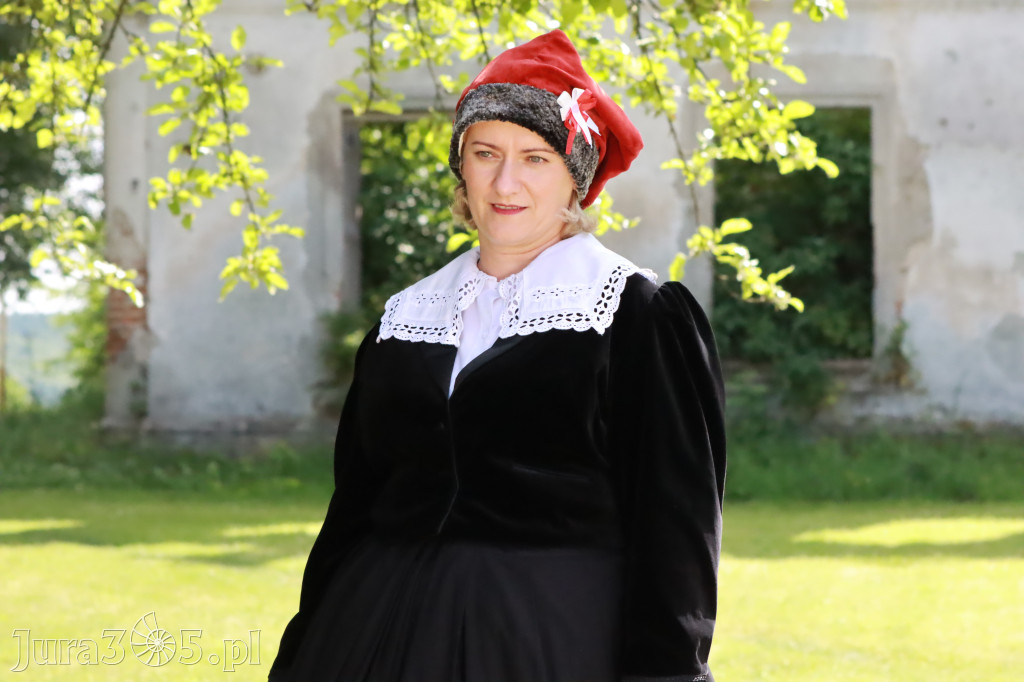 Fotorelacja: Pokaz Mody Historycznej - Włodowice.