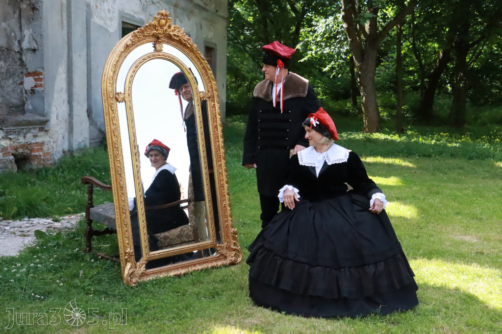 Fotorelacja: Pokaz Mody Historycznej - Włodowice.