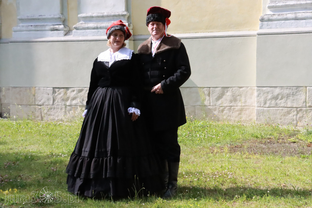 Fotorelacja: Pokaz Mody Historycznej - Włodowice.