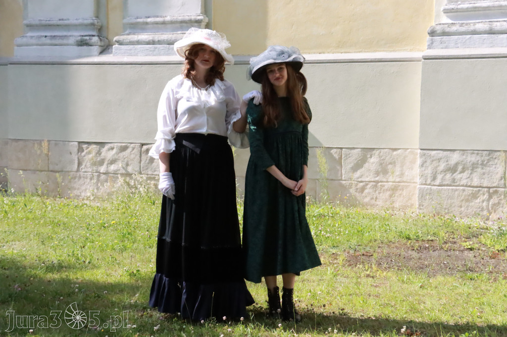 Fotorelacja: Pokaz Mody Historycznej - Włodowice.