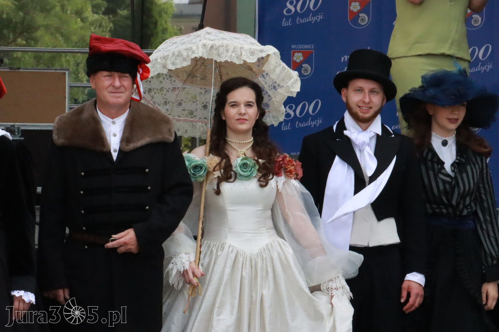 Fotorelacja: Pokazem Mody Historycznej we Włodowicach.