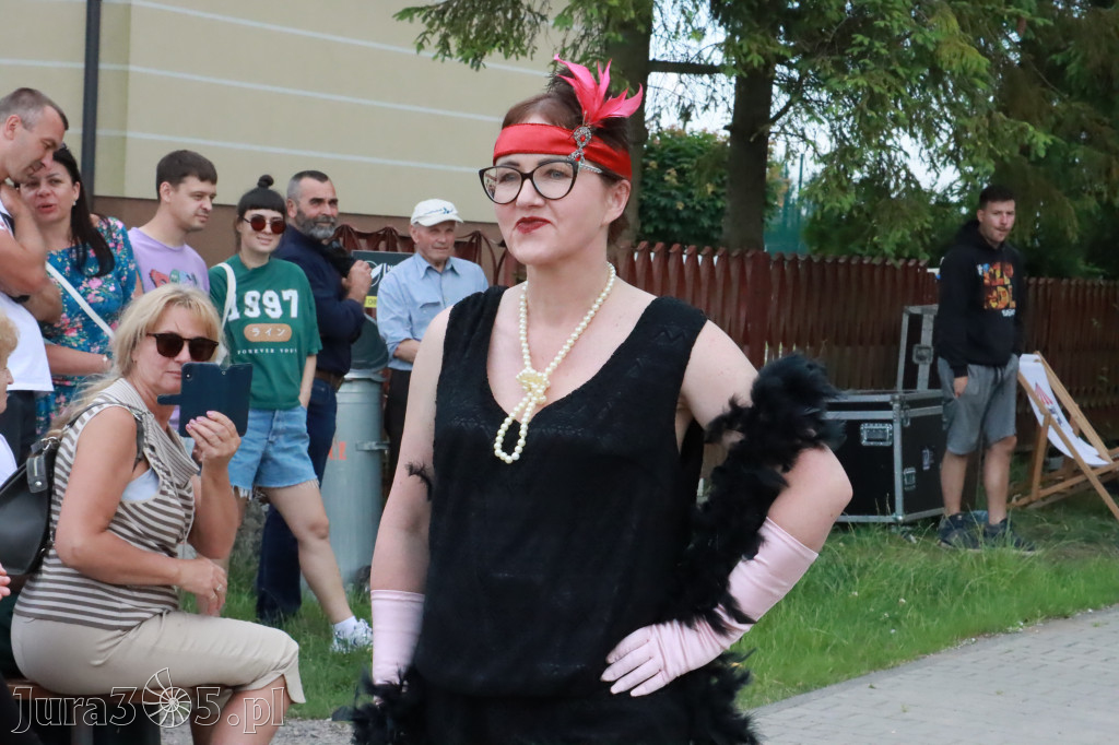Fotorelacja: Pokazem Mody Historycznej we Włodowicach.