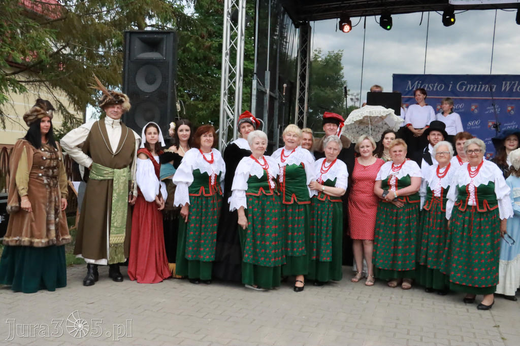 Fotorelacja: Pokazem Mody Historycznej we Włodowicach.
