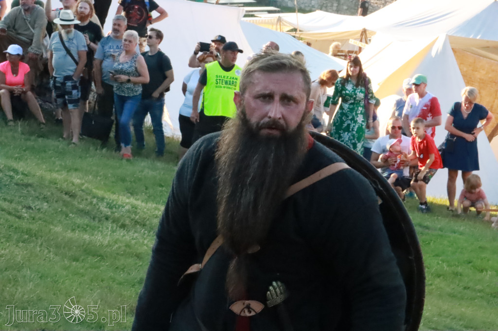 XIX Najazd Barbarzyńców na Zamku Ogrodzieniec.
