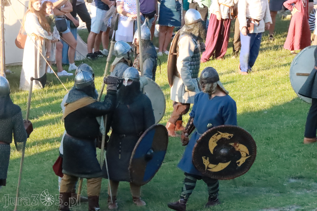 XIX Najazd Barbarzyńców na Zamku Ogrodzieniec.