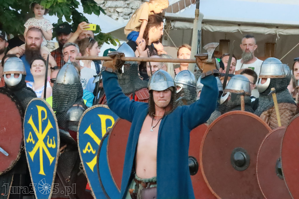 XIX Najazd Barbarzyńców na Zamku Ogrodzieniec.