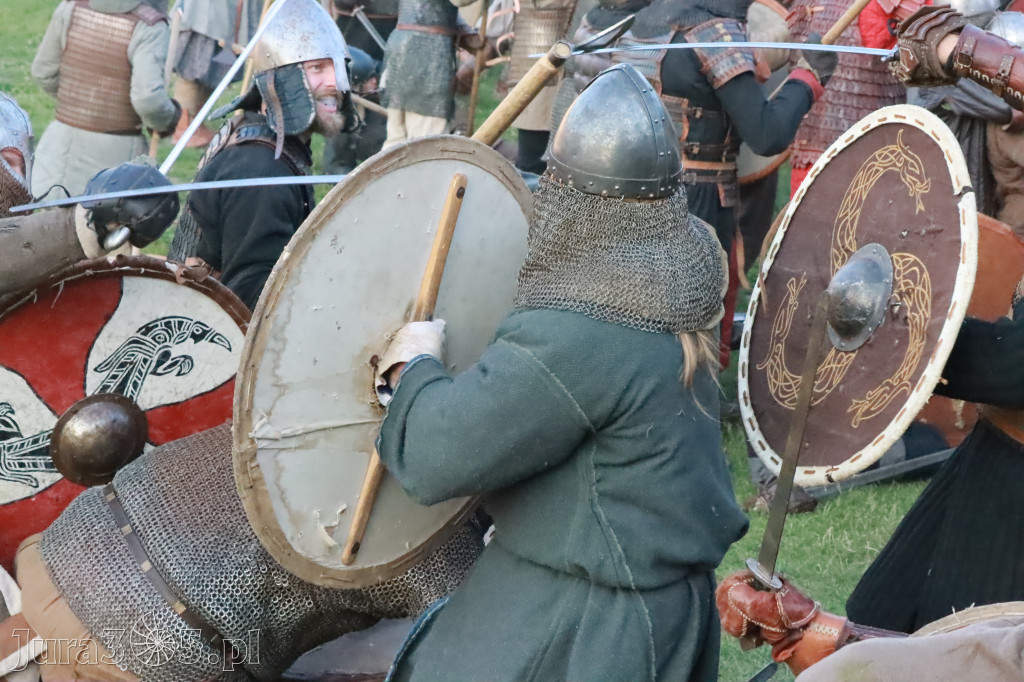 XIX Najazd Barbarzyńców na Zamku Ogrodzieniec.