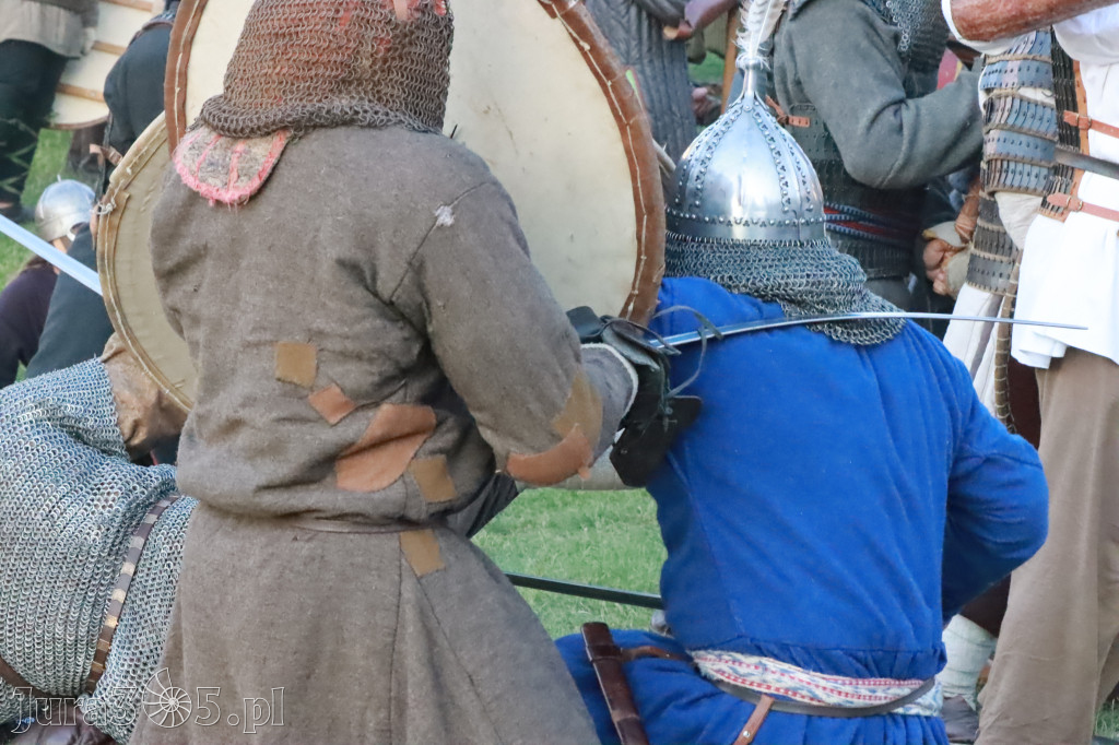 XIX Najazd Barbarzyńców na Zamku Ogrodzieniec.