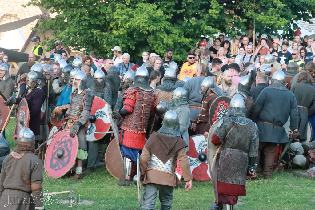 XIX Najazd Barbarzyńców na Zamku Ogrodzieniec.