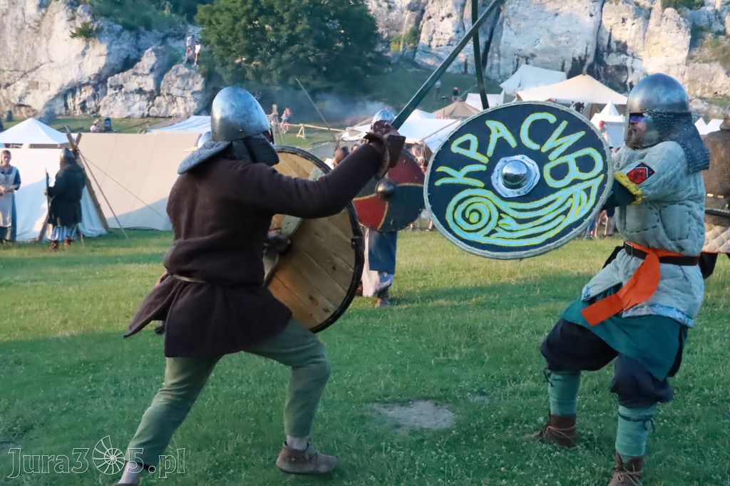 XIX Najazd Barbarzyńców na Zamku Ogrodzieniec.