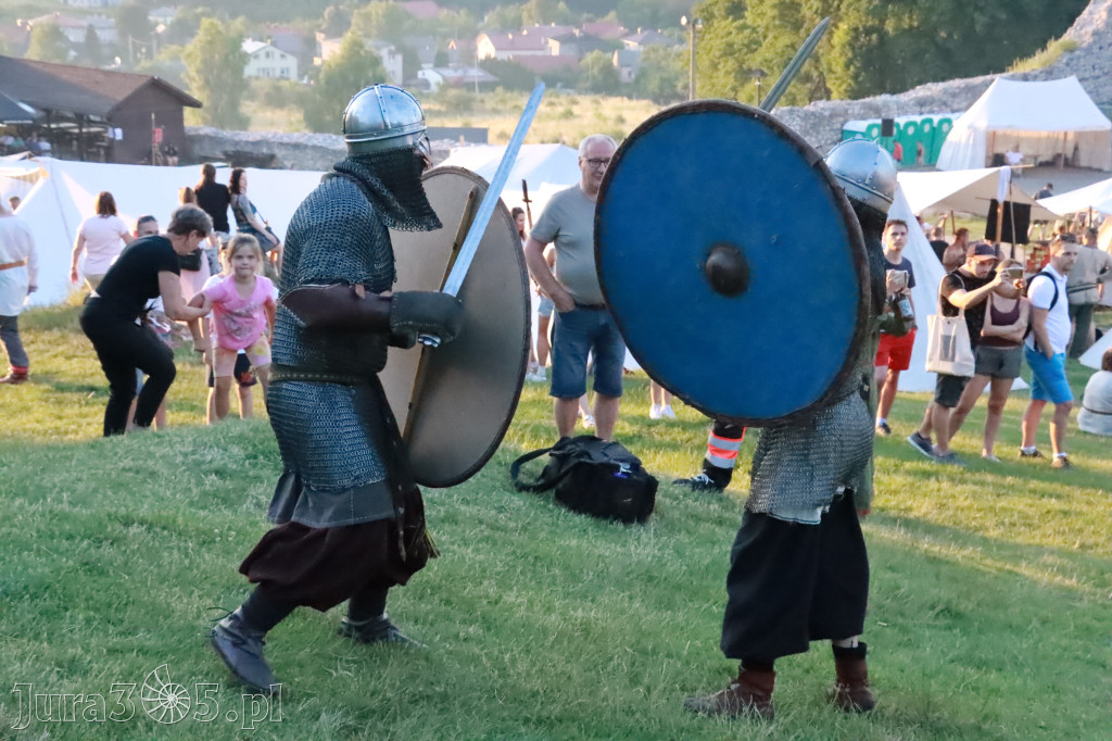 XIX Najazd Barbarzyńców na Zamku Ogrodzieniec.