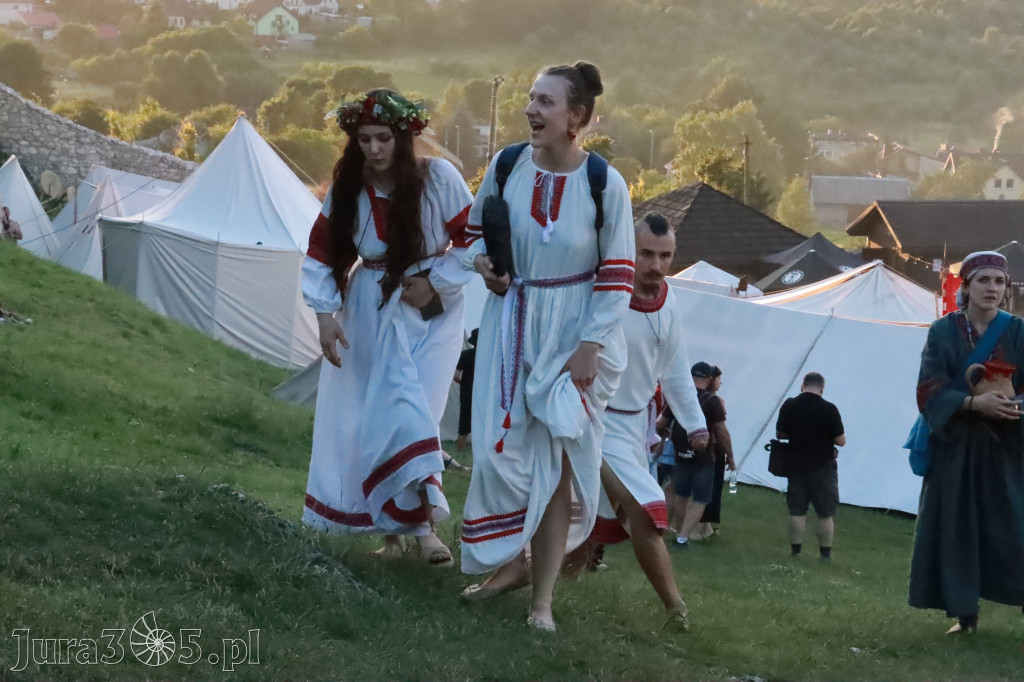 XIX Najazd Barbarzyńców na Zamku Ogrodzieniec.