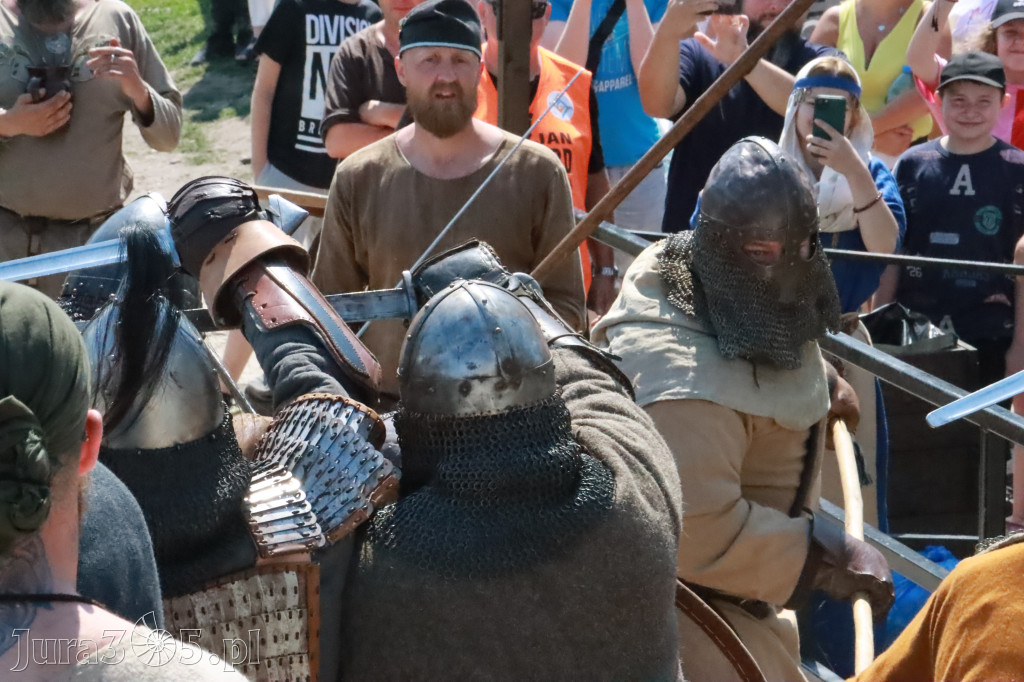 Fotorelacja: XIX Najazd Barbarzyńców - Ogrodzieniec.