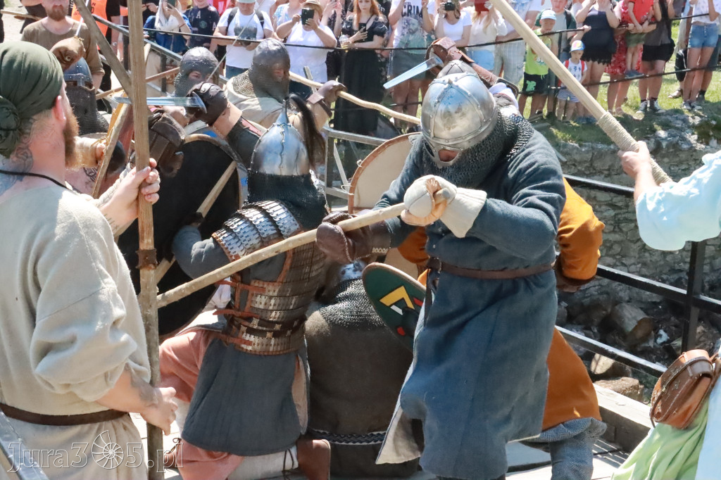 Fotorelacja: XIX Najazd Barbarzyńców - Ogrodzieniec.