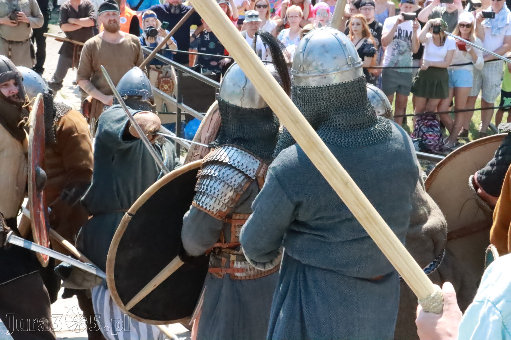 Fotorelacja: XIX Najazd Barbarzyńców - Ogrodzieniec.